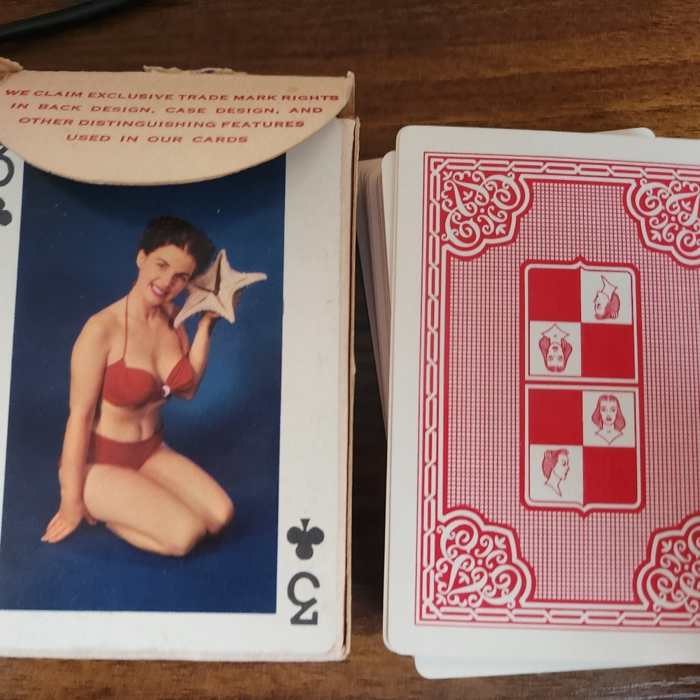 Vintage pin up playing cards